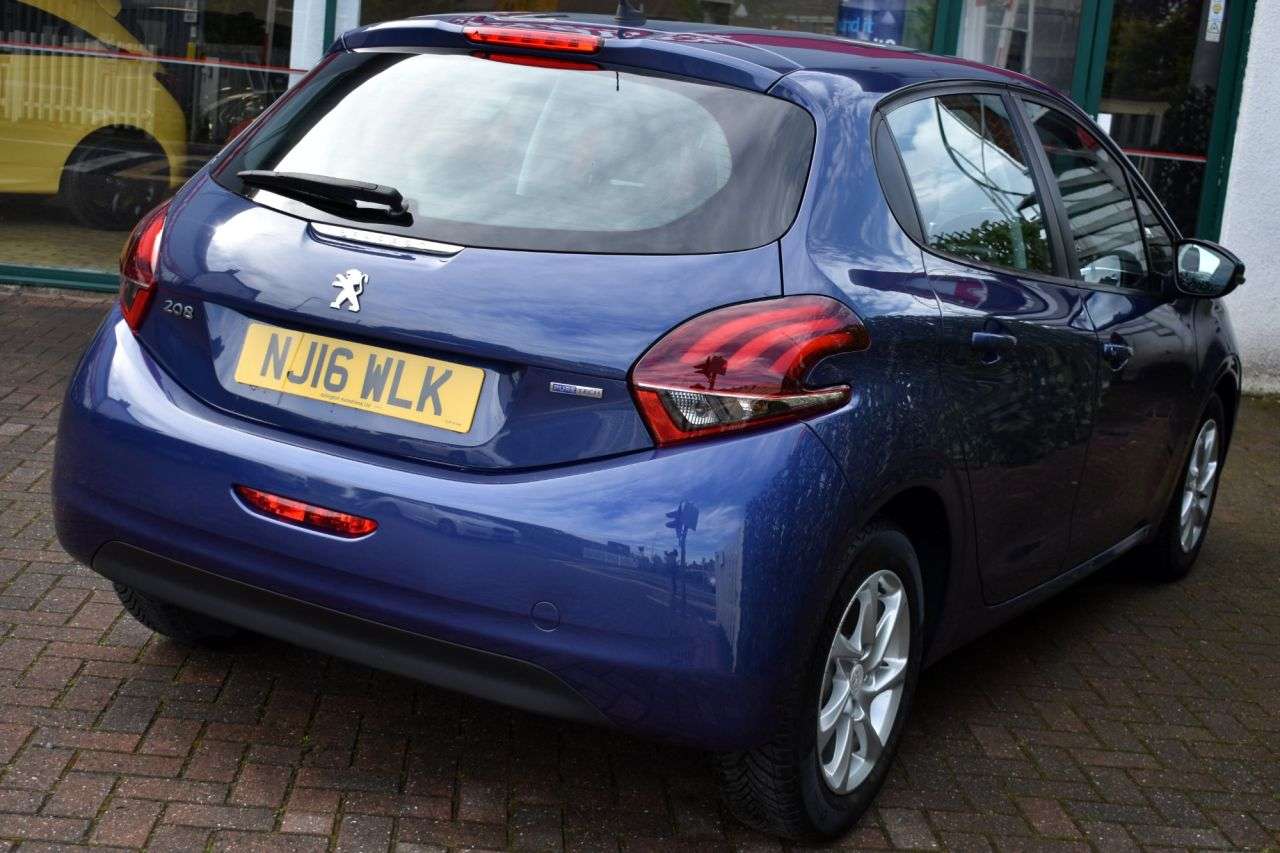 2016 PEUGEOT 208 2016 PEUGEOT 208