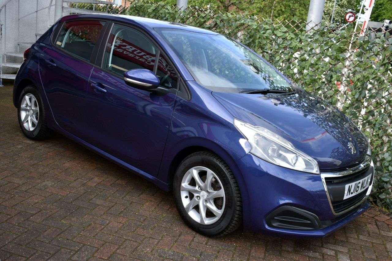 2016 PEUGEOT 208 2016 PEUGEOT 208