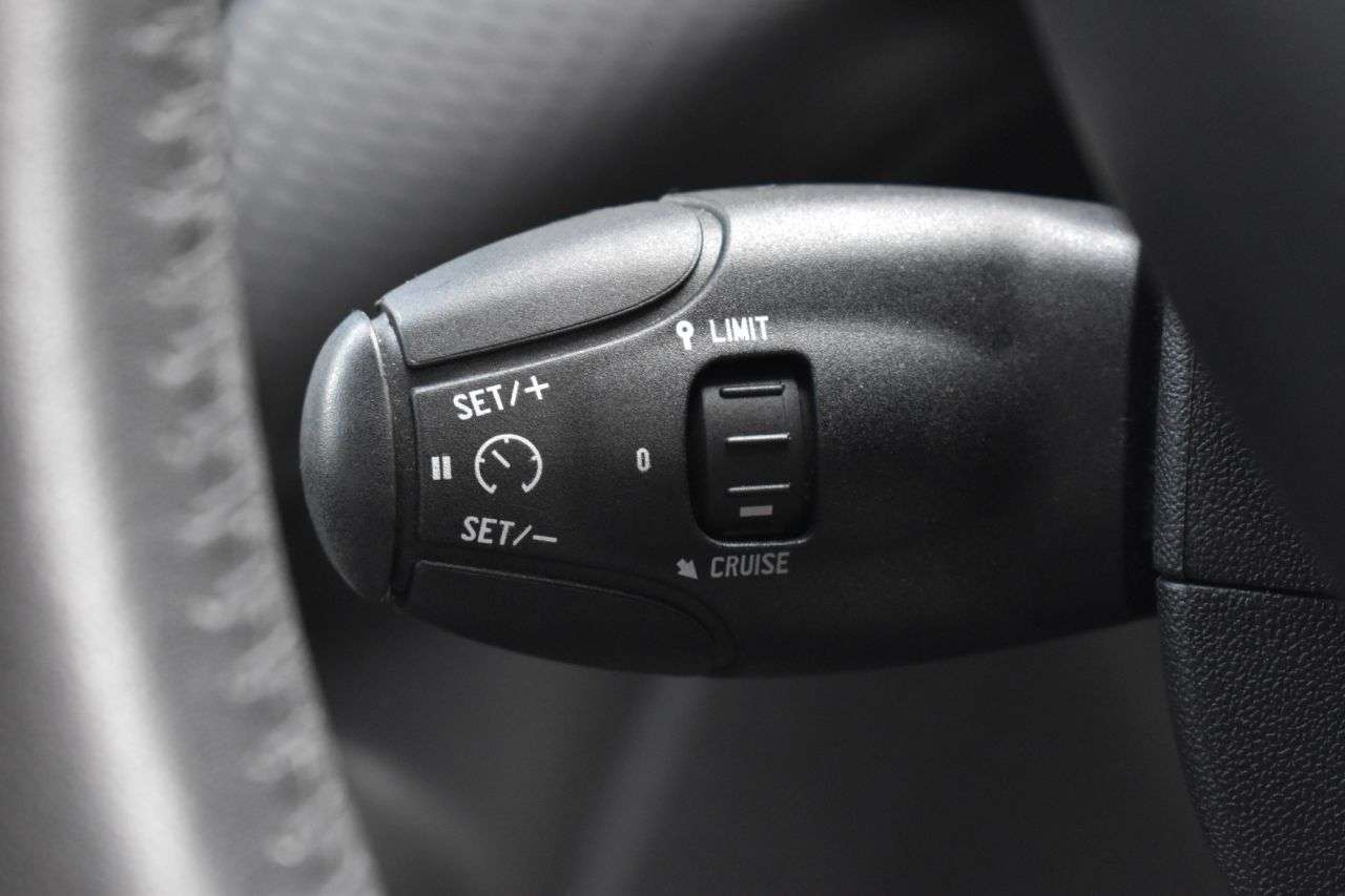 2016 PEUGEOT 208 2016 PEUGEOT 208