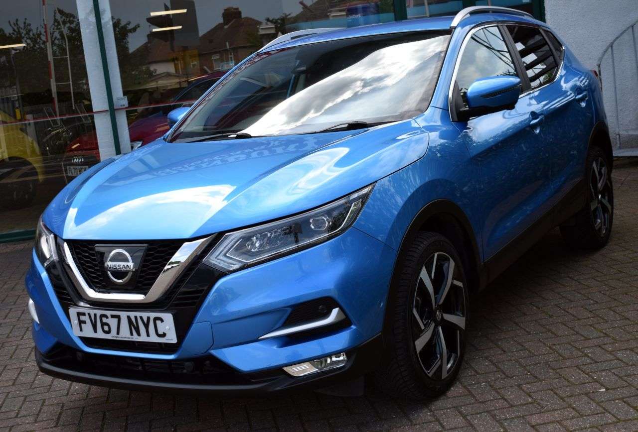 A 2017 NISSAN QASHQAI 1.2 DIG-T TEKNA XTRONIC AUTO 6-SPEED 113 BHP (EURO 6) 360 Cameras / Full Ni A 2017 NISSAN QASHQAI 1.2 DIG-T TEKNA XTRONIC AUTO 6-SPEED 113 BHP (EURO 6) 360 Cameras / Full Ni