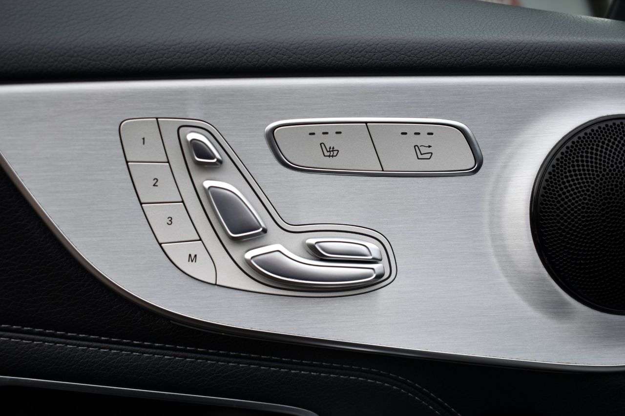 2016 MERCEDES-BENZ C CLASS 2016 MERCEDES-BENZ C CLASS