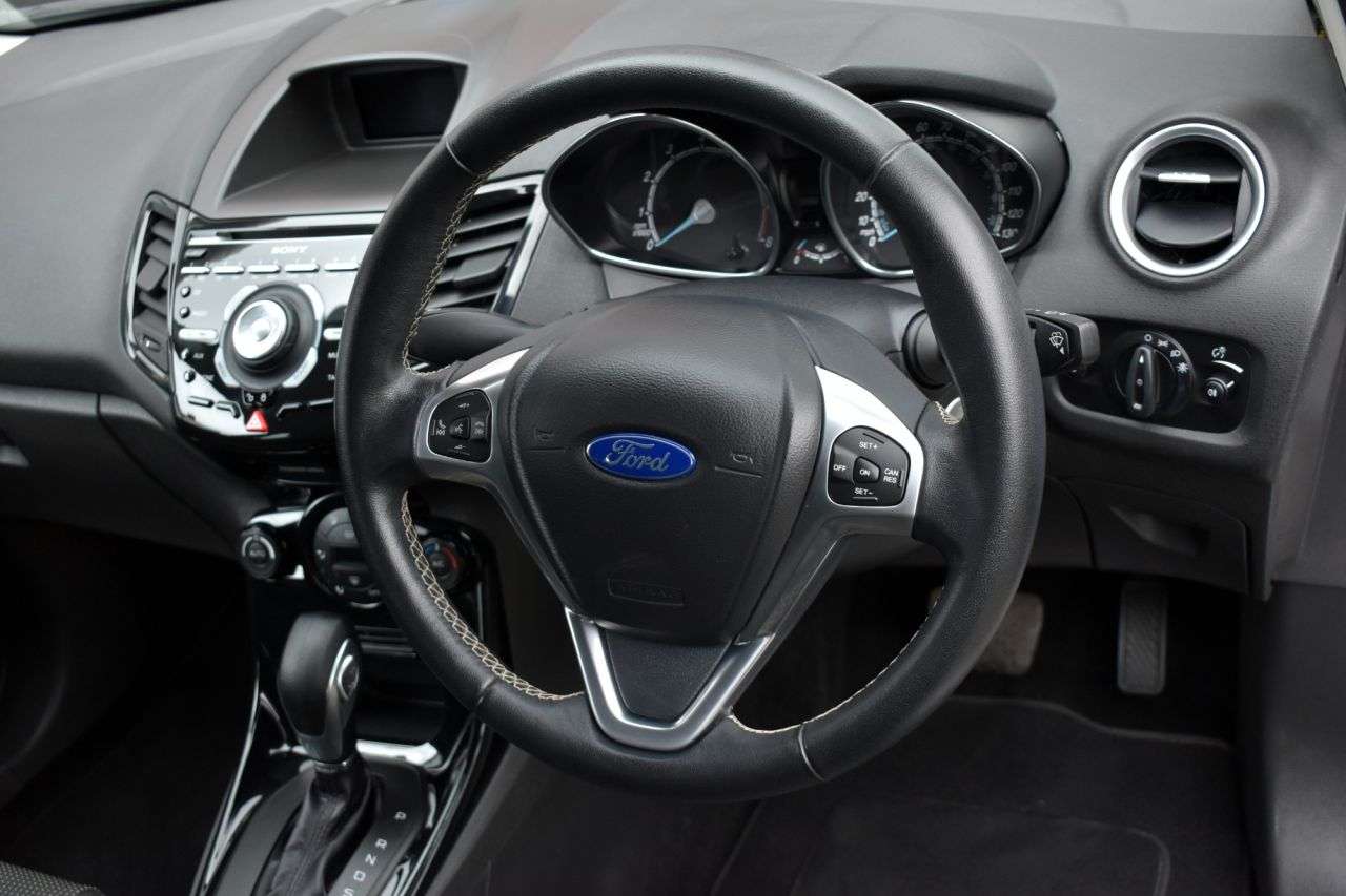 2015 FORD FIESTA 2015 FORD FIESTA