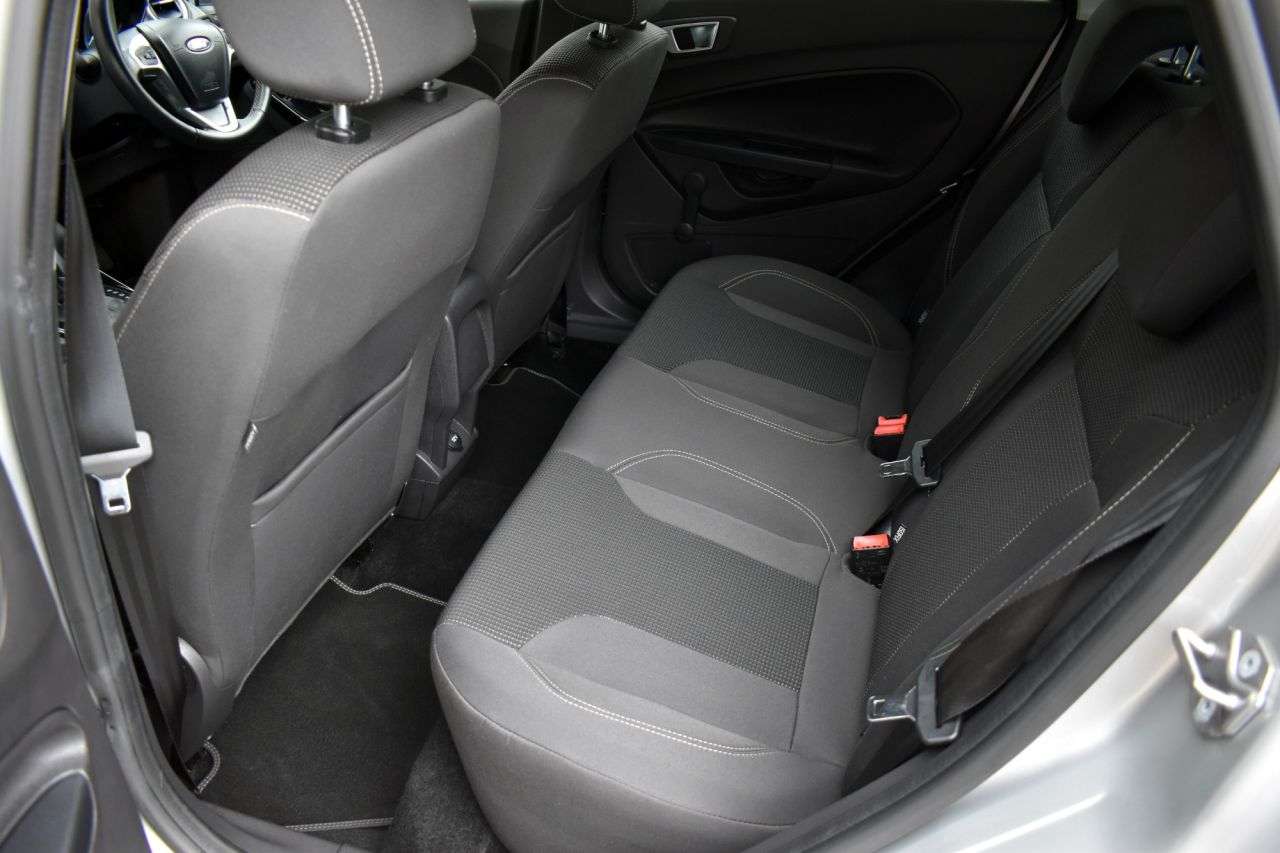 2015 FORD FIESTA 2015 FORD FIESTA