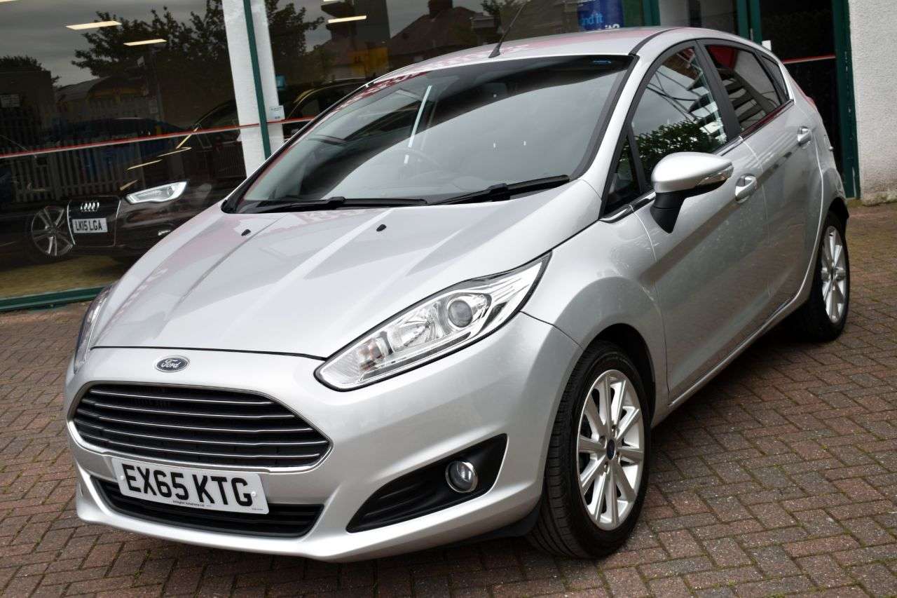 A 2015 FORD FIESTA 1.0T TITANIUM 5 DOOR POWERSHIFT AUTO 99 BHP (EURO 6) Full Ford History - 10 A 2015 FORD FIESTA 1.0T TITANIUM 5 DOOR POWERSHIFT AUTO 99 BHP (EURO 6) Full Ford History - 10