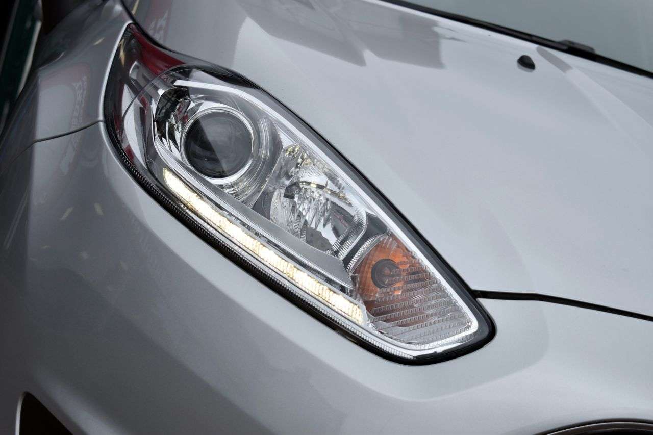 2015 FORD FIESTA 2015 FORD FIESTA