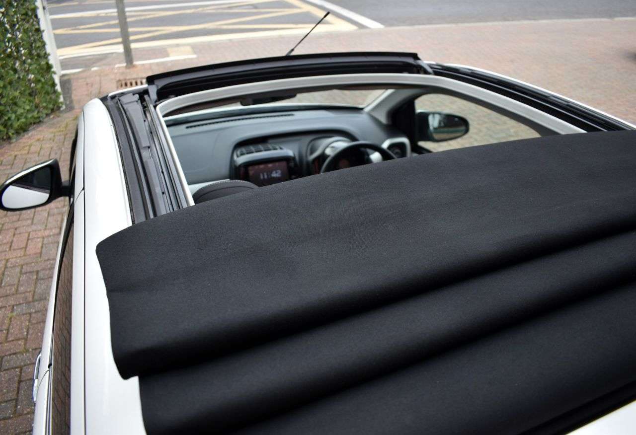 2015 PEUGEOT 108 2015 PEUGEOT 108
