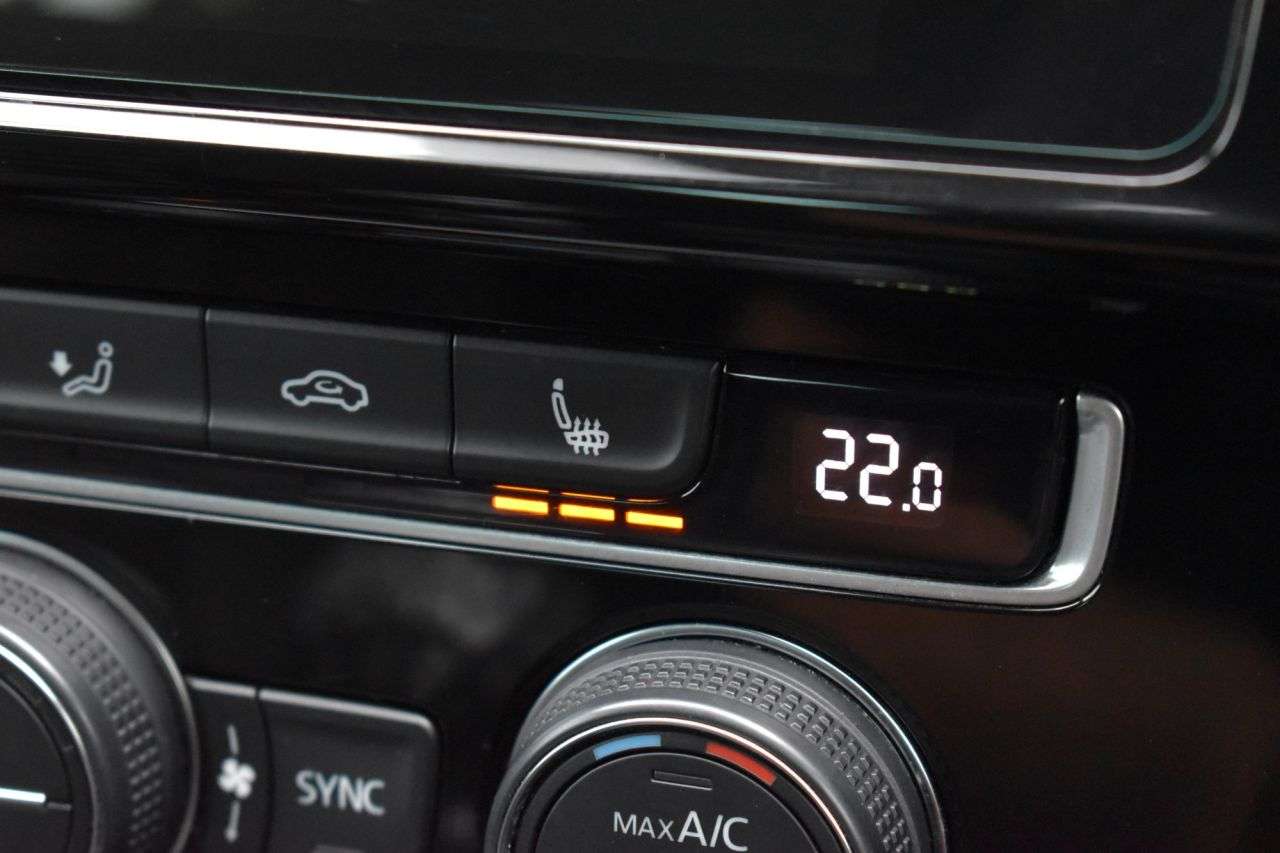 2018 VOLKSWAGEN GOLF 2018 VOLKSWAGEN GOLF