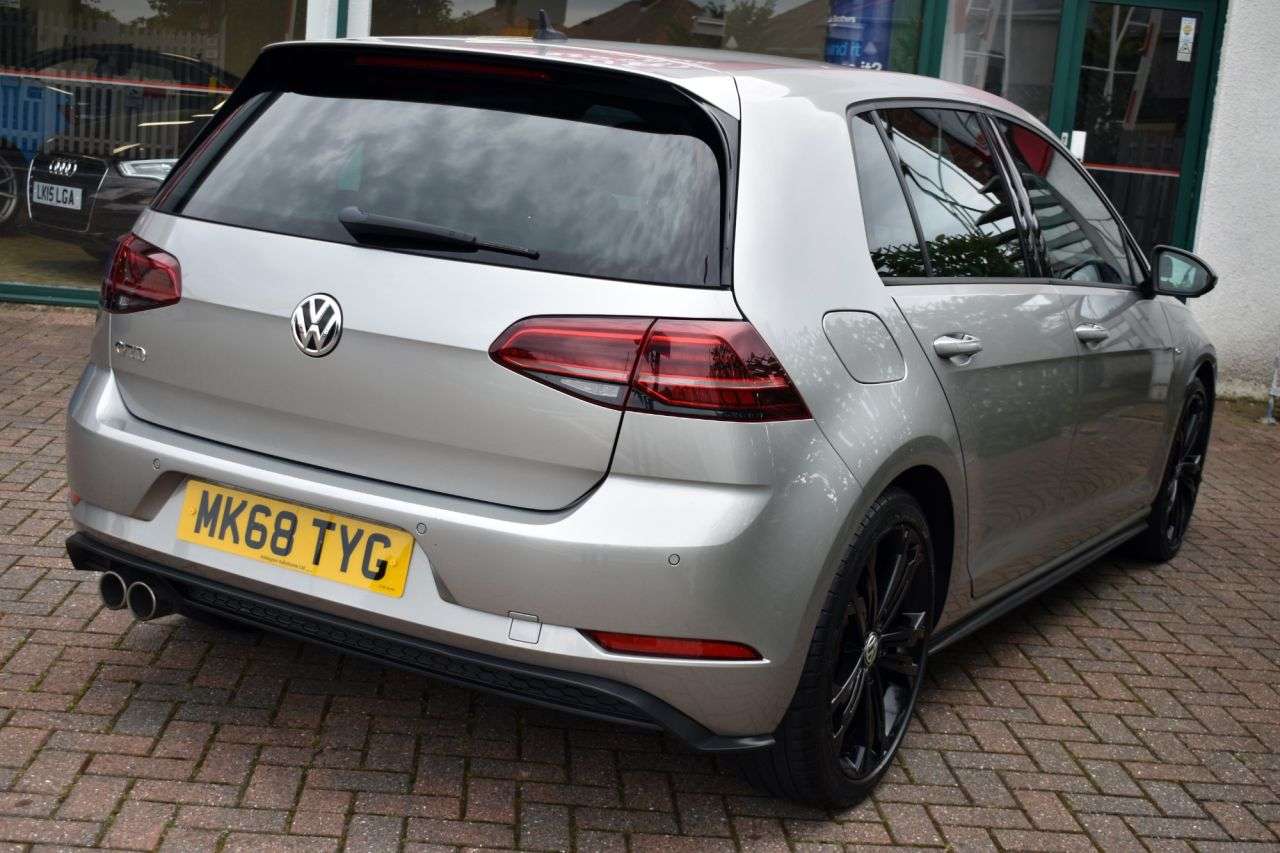 2018 VOLKSWAGEN GOLF 2018 VOLKSWAGEN GOLF