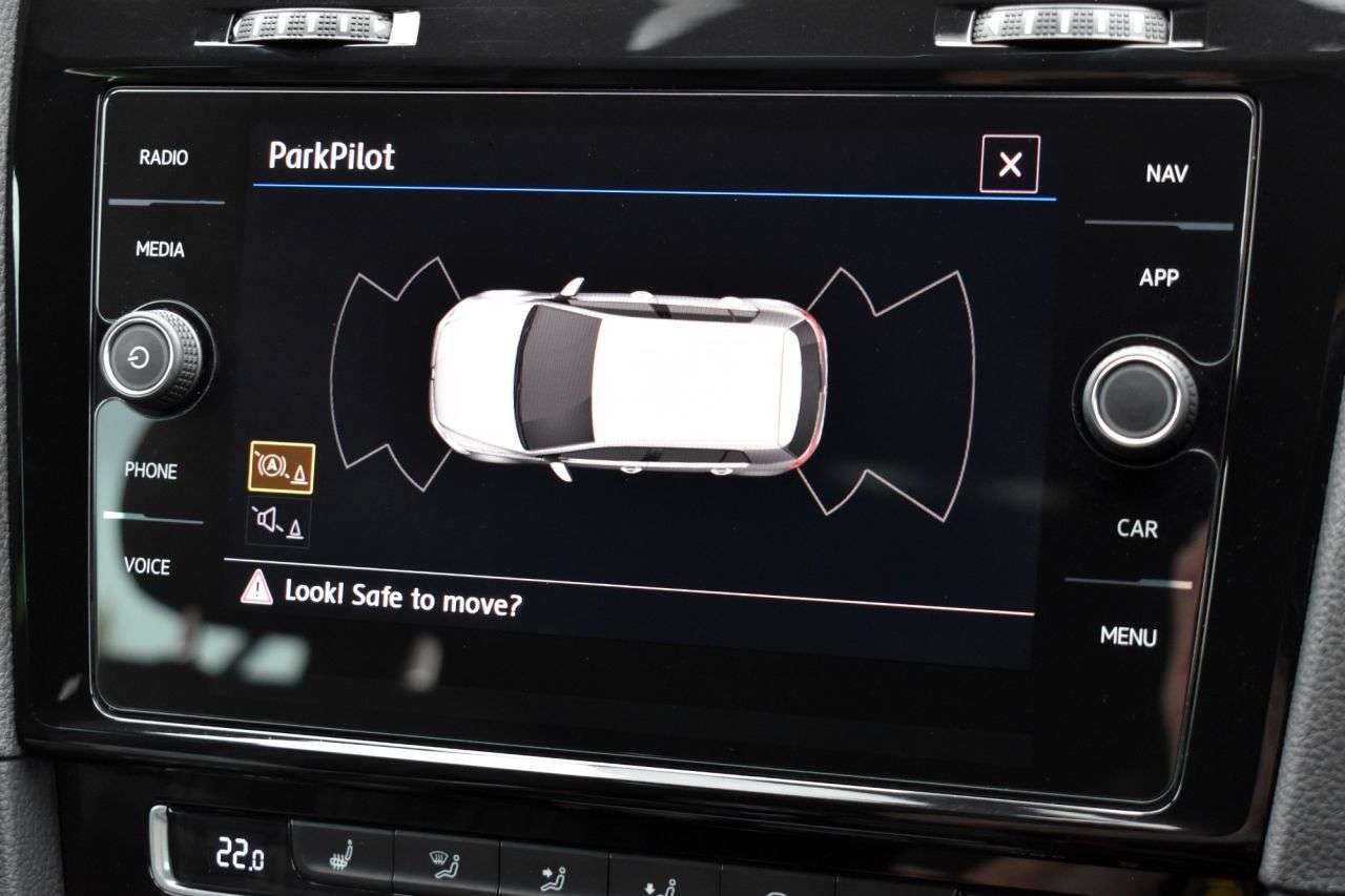 2018 VOLKSWAGEN GOLF 2018 VOLKSWAGEN GOLF