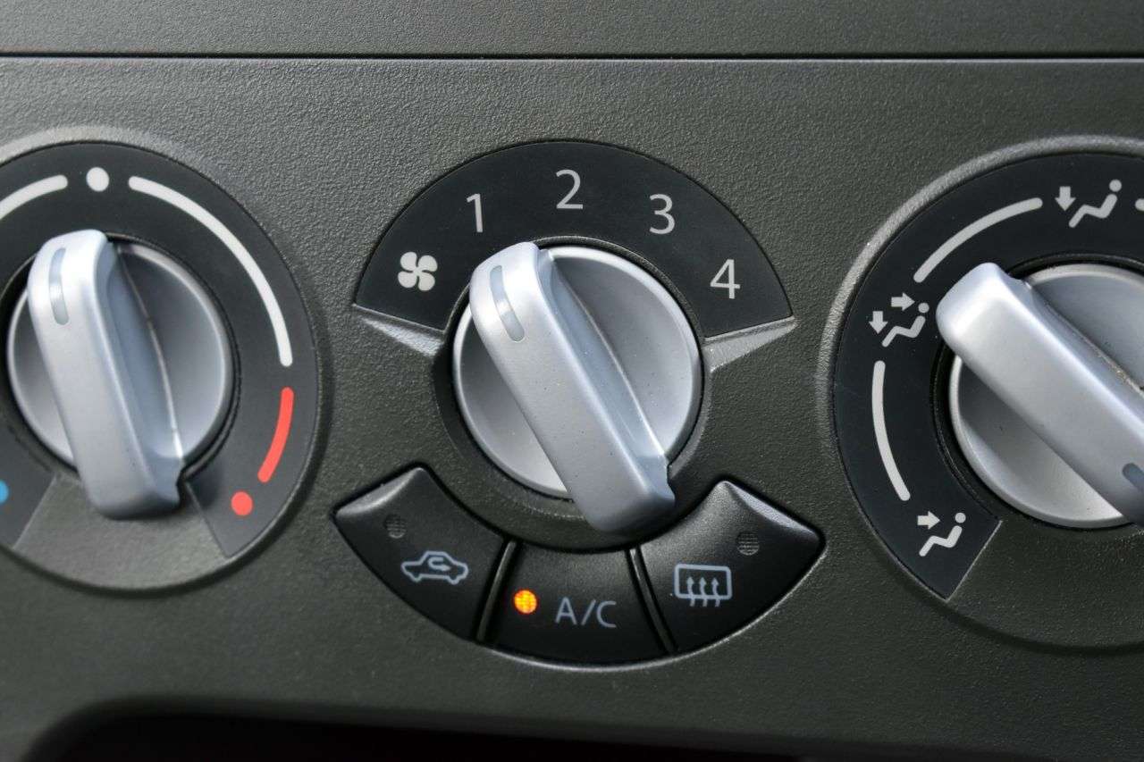 2015 SUZUKI SPLASH 2015 SUZUKI SPLASH