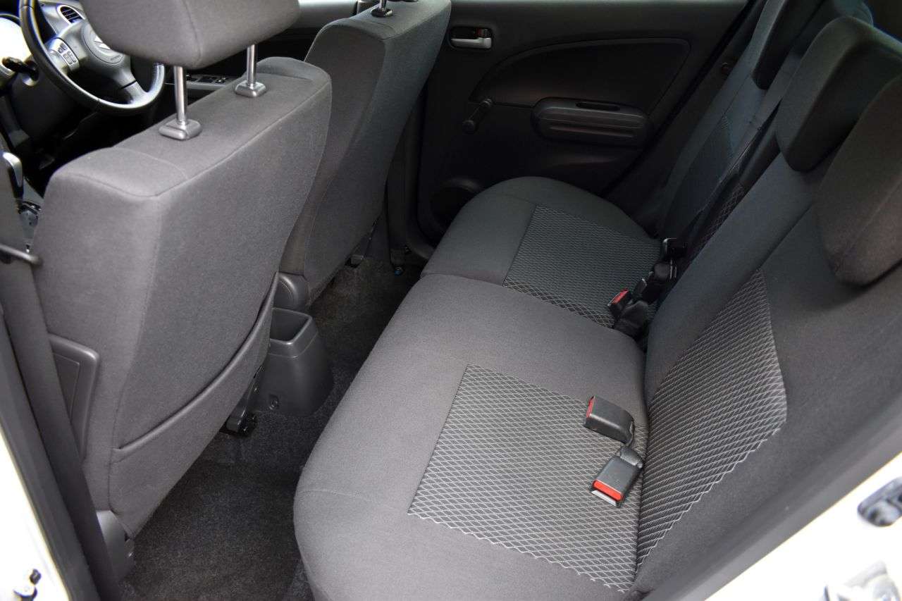 2015 SUZUKI SPLASH 2015 SUZUKI SPLASH