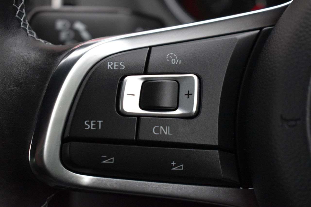 2014 VOLKSWAGEN POLO 2014 VOLKSWAGEN POLO