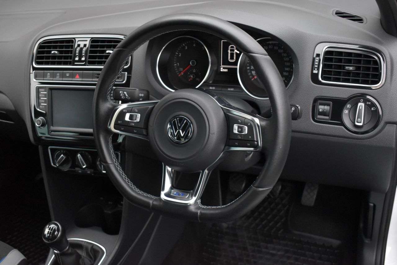 2014 VOLKSWAGEN POLO 2014 VOLKSWAGEN POLO