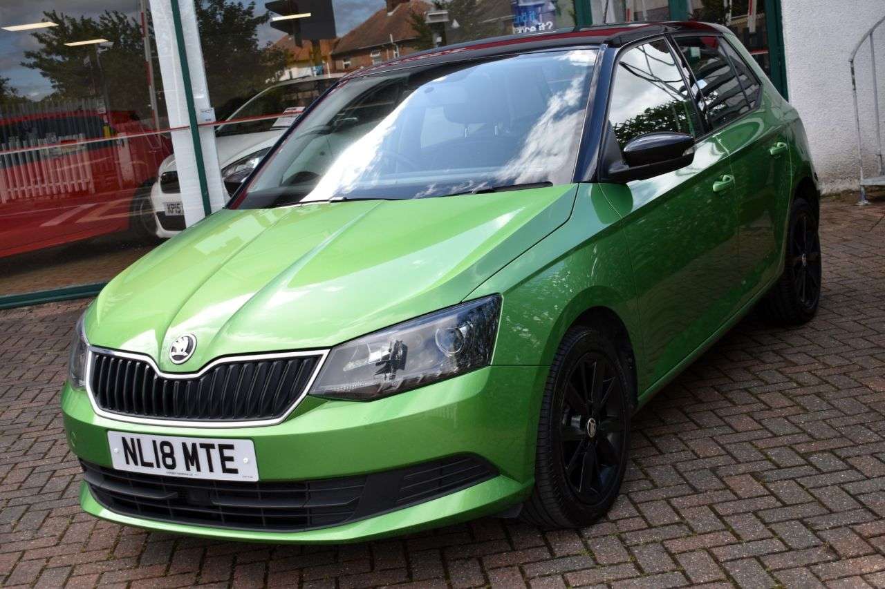 A 2018 SKODA FABIA 1.0TSi COLOUR EDITION 5 DOOR 94 BHP (EURO 6) Apple CarPlay / DAB / Park Ass A 2018 SKODA FABIA 1.0TSi COLOUR EDITION 5 DOOR 94 BHP (EURO 6) Apple CarPlay / DAB / Park Ass