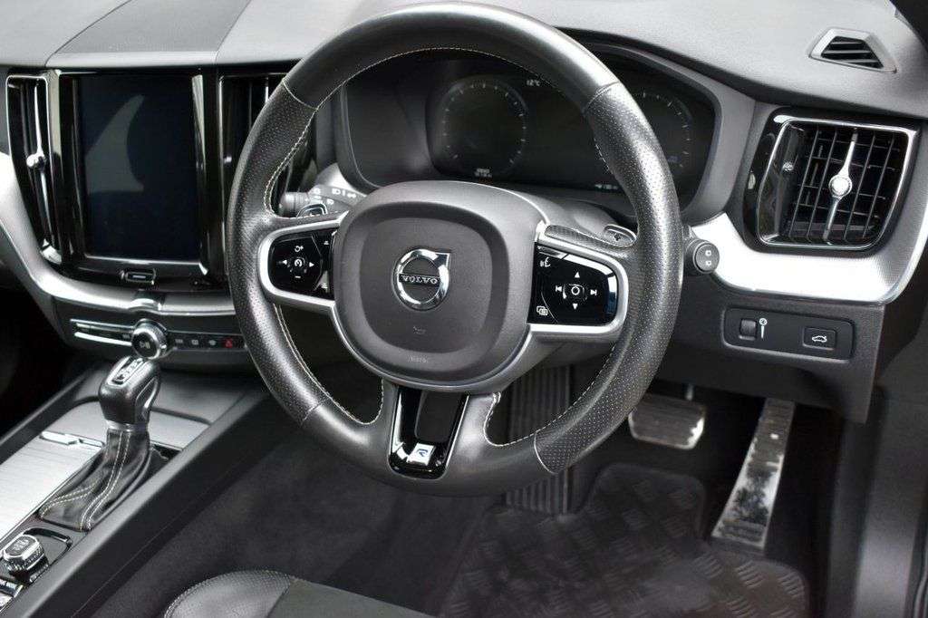 2019 VOLVO XC60 2019 VOLVO XC60