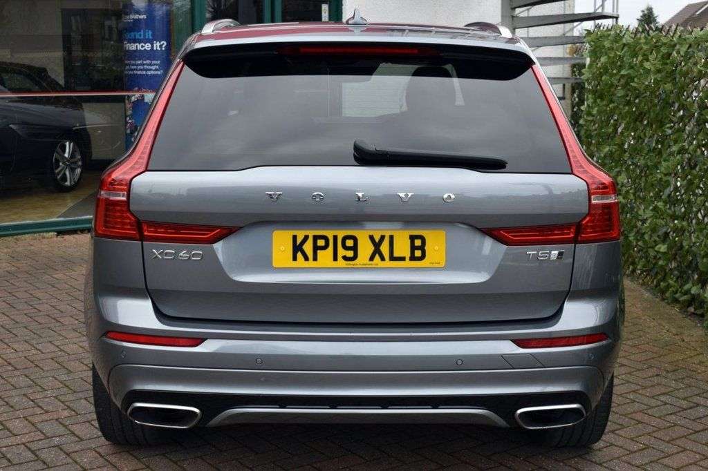 2019 VOLVO XC60 2019 VOLVO XC60