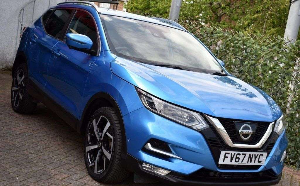 A 2017 NISSAN QASHQAI 1.2 DIG-T TEKNA 5 DOOR X-TRON AUTO 113 BHP (EURO 6) 1 Owner With Full Nissa A 2017 NISSAN QASHQAI 1.2 DIG-T TEKNA 5 DOOR X-TRON AUTO 113 BHP (EURO 6) 1 Owner With Full Nissa