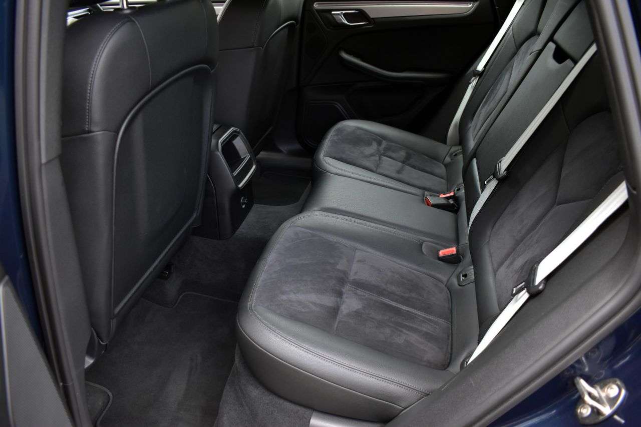 2014 PORSCHE MACAN 2014 PORSCHE MACAN