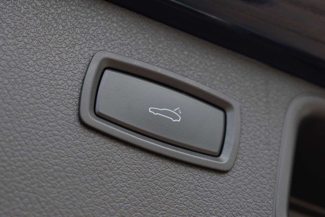 2014 PORSCHE MACAN 2014 PORSCHE MACAN