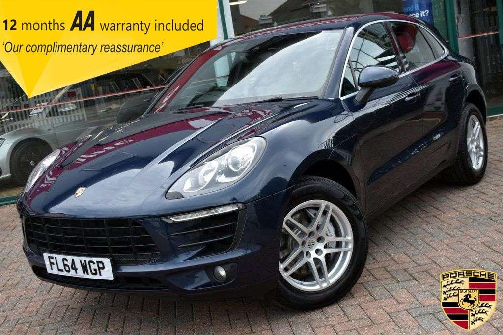 A 2014 PORSCHE MACAN 3.0 V6 S 5 DOOR PDK 4WD 339 BHP (EURO 6) Camera / Heated Front Seats / DAB A 2014 PORSCHE MACAN 3.0 V6 S 5 DOOR PDK 4WD 339 BHP (EURO 6) Camera / Heated Front Seats / DAB