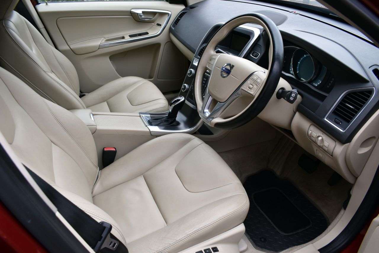 2014 VOLVO XC60 2014 VOLVO XC60