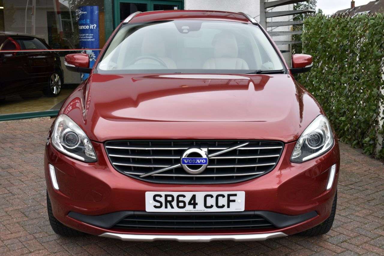 A 2014 VOLVO XC60 2.4 D4 SE LUX 5 DOOR AWD GEARTRONIC AUTO 179 BHP Heated Seats / Cruise / Pr A 2014 VOLVO XC60 2.4 D4 SE LUX 5 DOOR AWD GEARTRONIC AUTO 179 BHP Heated Seats / Cruise / Pr