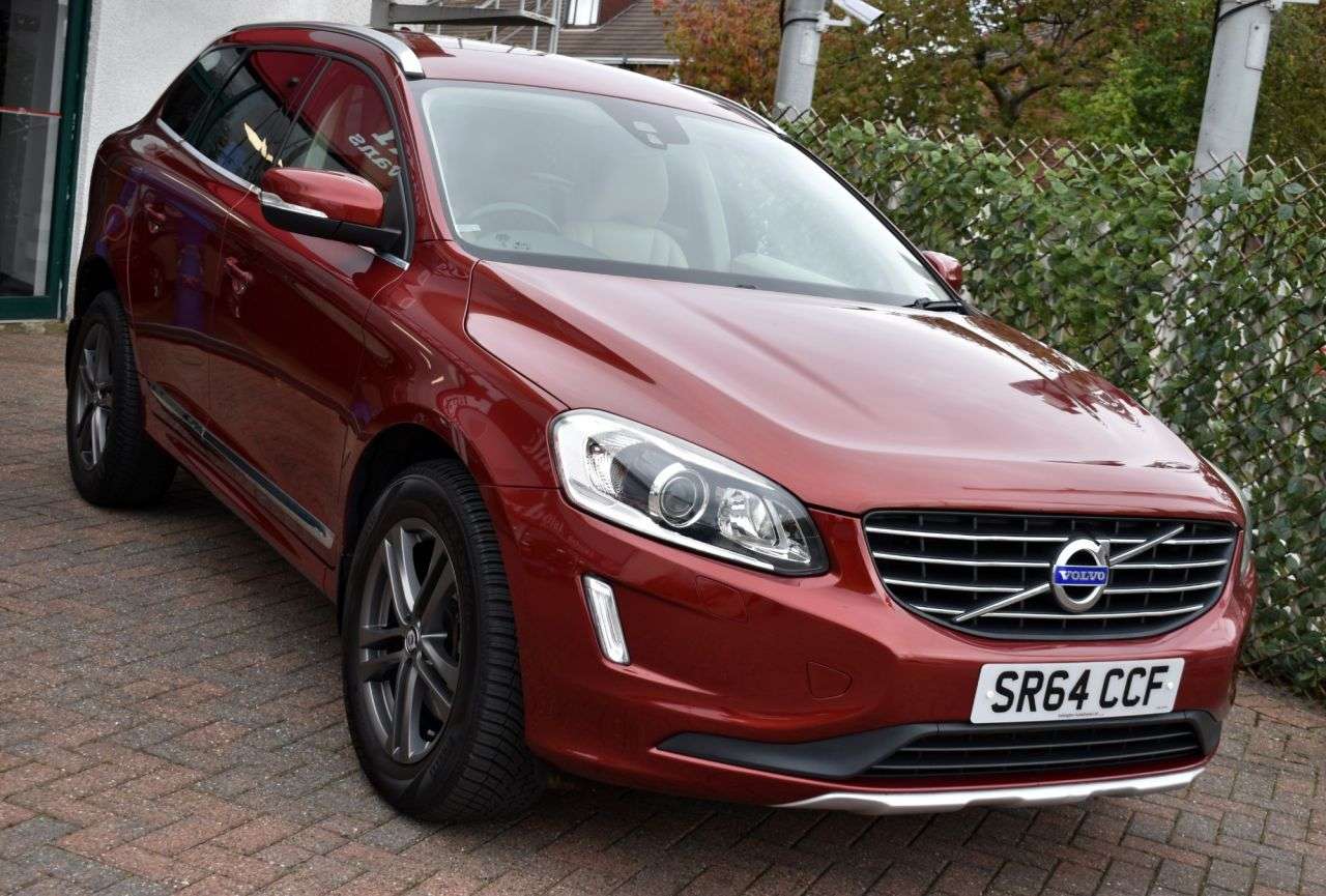 A 2014 VOLVO XC60 2.4 D4 SE LUX 5 DOOR AWD GEARTRONIC AUTO 179 BHP Heated Seats / Cruise / Pr A 2014 VOLVO XC60 2.4 D4 SE LUX 5 DOOR AWD GEARTRONIC AUTO 179 BHP Heated Seats / Cruise / Pr