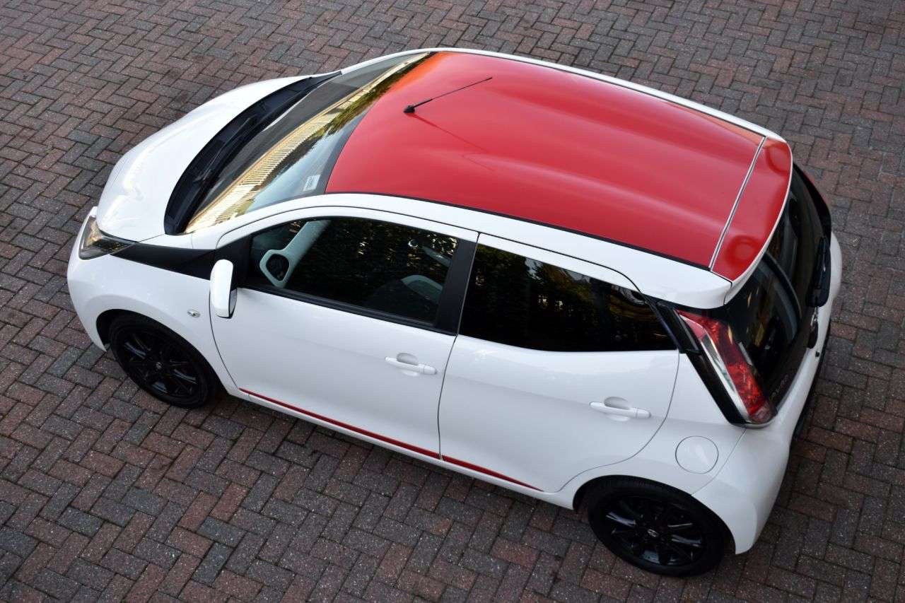2017 TOYOTA AYGO 2017 TOYOTA AYGO
