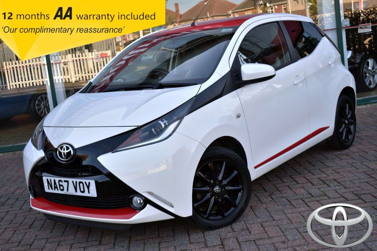 A 2017 TOYOTA AYGO 1.0VVT-i X-PRESS 5 DOOR 67 BHP (EURO 6) Full Service History - 9 Records A 2017 TOYOTA AYGO 1.0VVT-i X-PRESS 5 DOOR 67 BHP (EURO 6) Full Service History - 9 Records