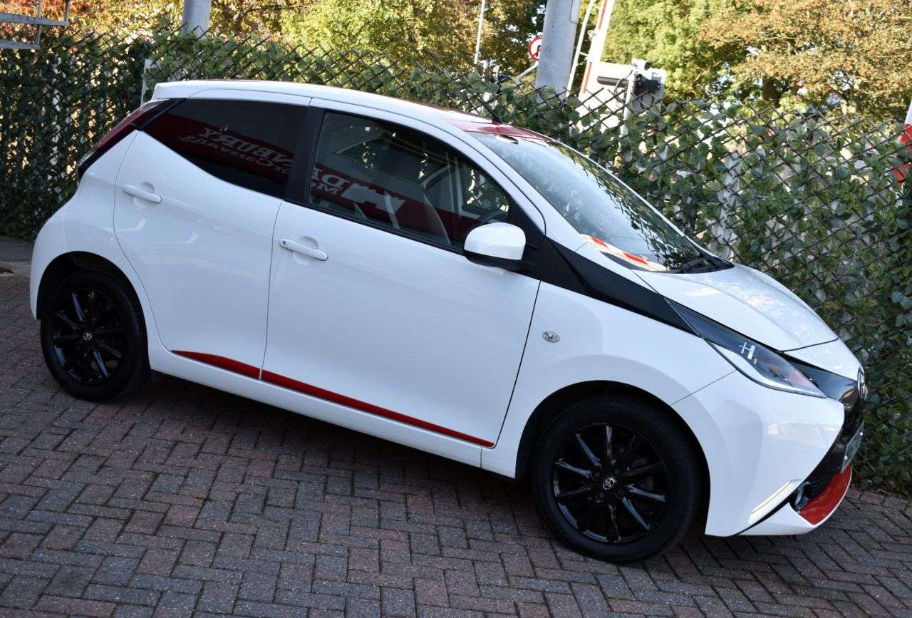 2017 TOYOTA AYGO 2017 TOYOTA AYGO