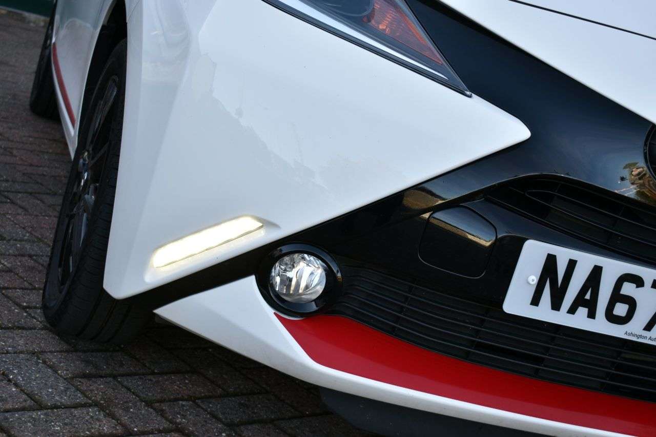 2017 TOYOTA AYGO 2017 TOYOTA AYGO