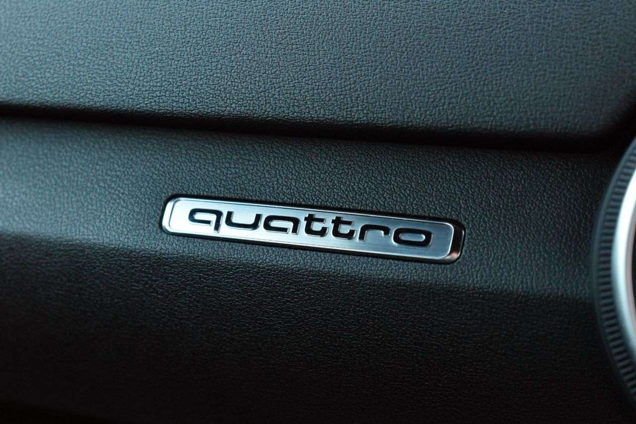 2015 AUDI TT 2015 AUDI TT