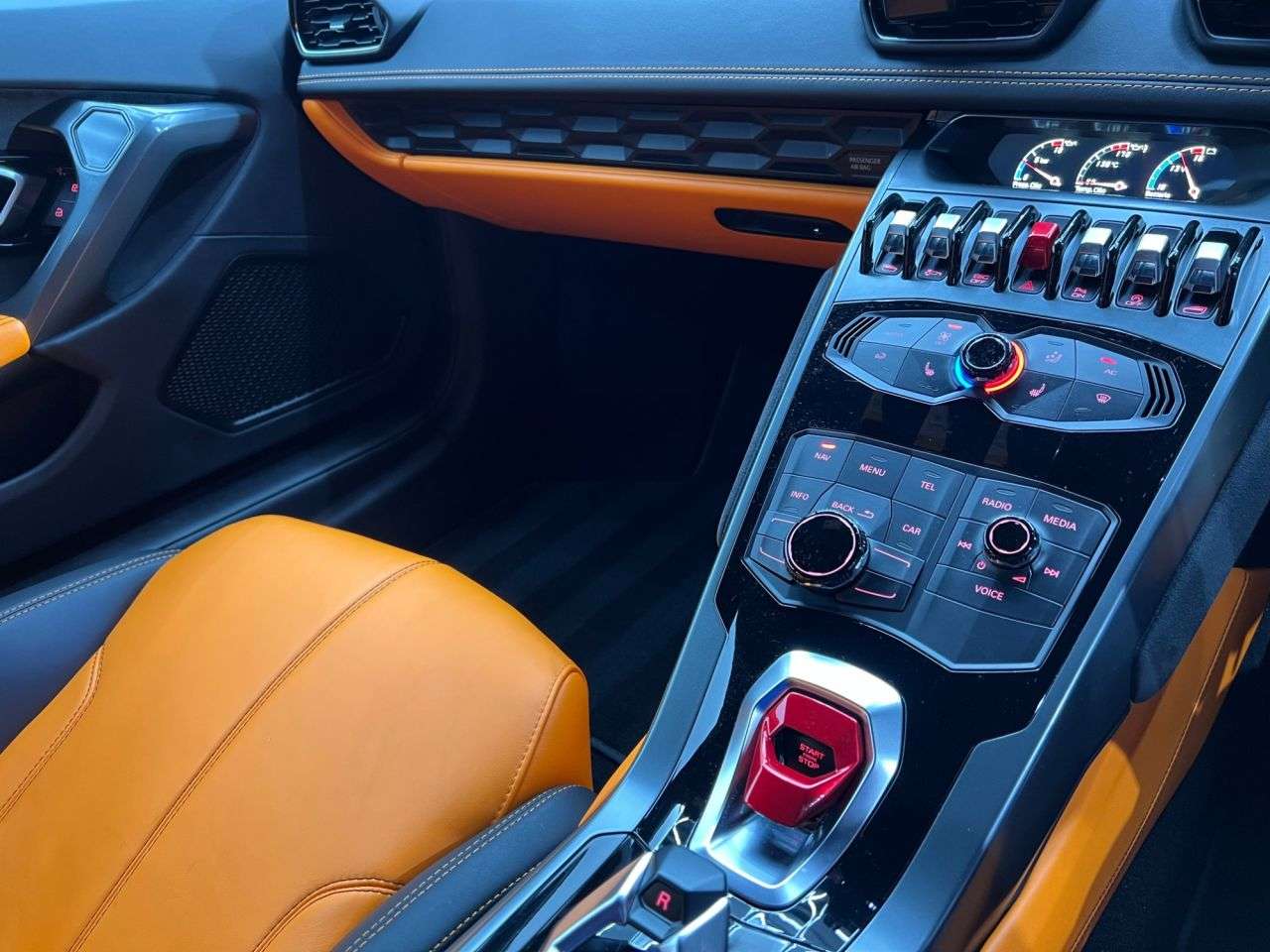 2018 LAMBORGHINI HURACAN 2018 LAMBORGHINI HURACAN