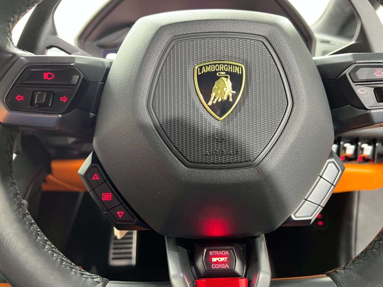 2018 LAMBORGHINI HURACAN 2018 LAMBORGHINI HURACAN