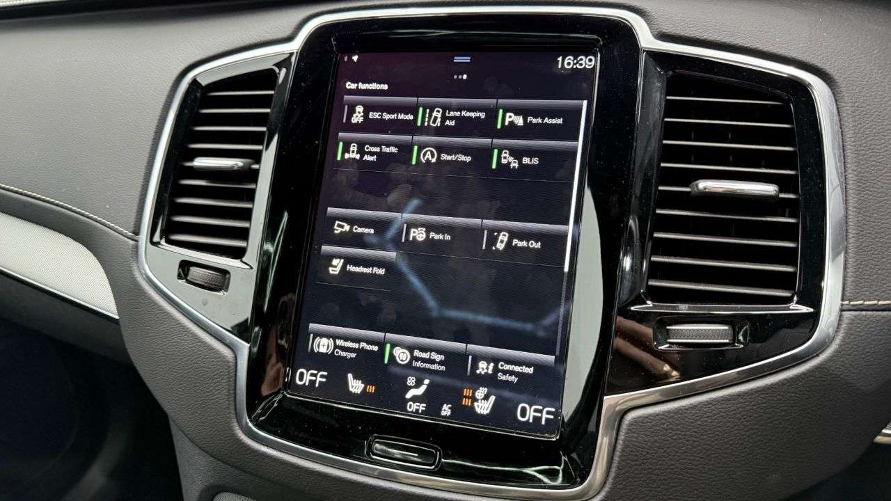 2021 VOLVO XC90 2021 VOLVO XC90