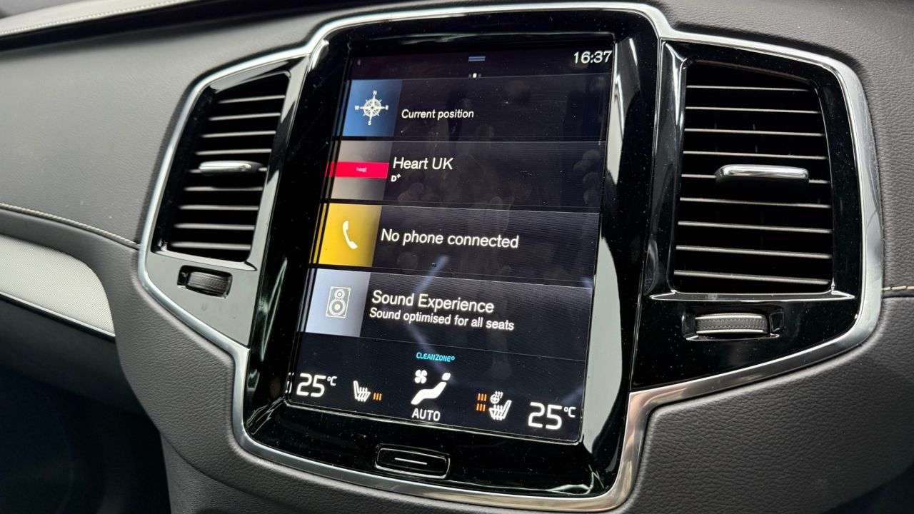 2021 VOLVO XC90 2021 VOLVO XC90