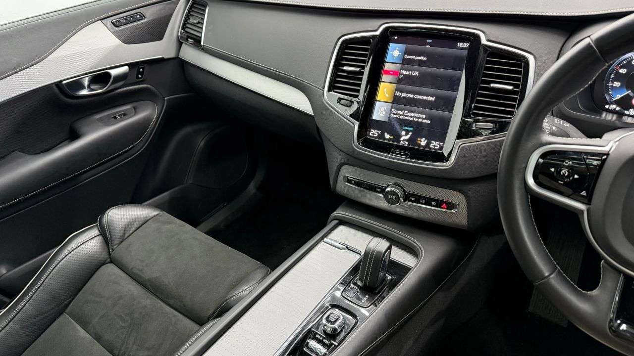 2021 VOLVO XC90 2021 VOLVO XC90