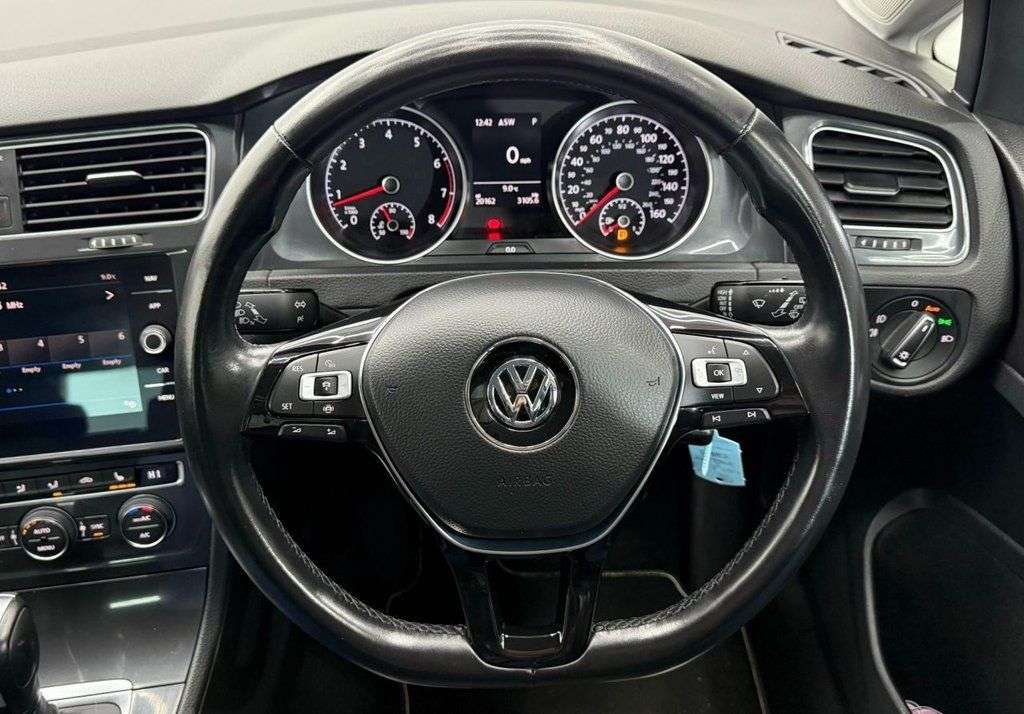 2019 VOLKSWAGEN GOLF 2019 VOLKSWAGEN GOLF