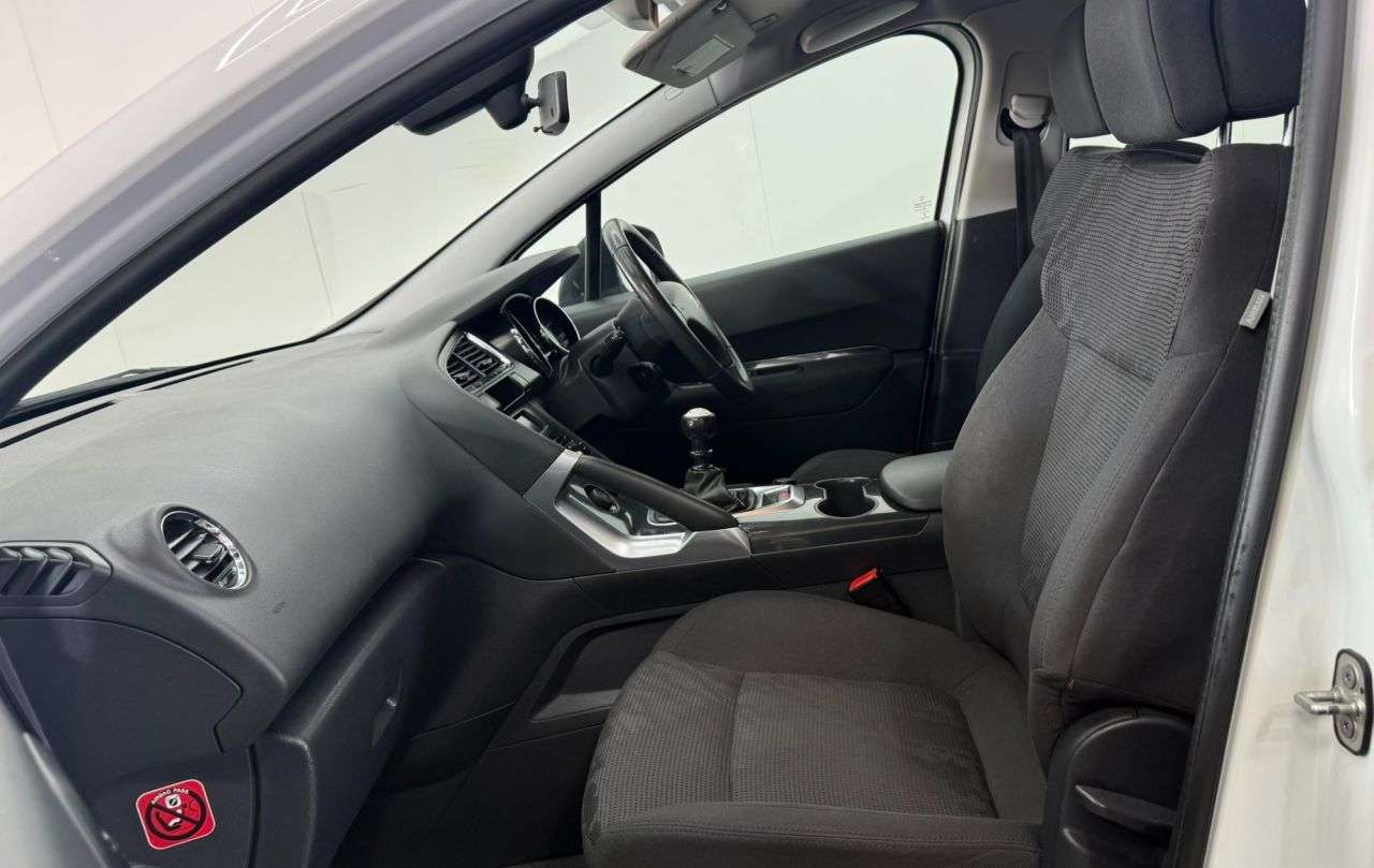 2013 PEUGEOT 3008 2013 PEUGEOT 3008