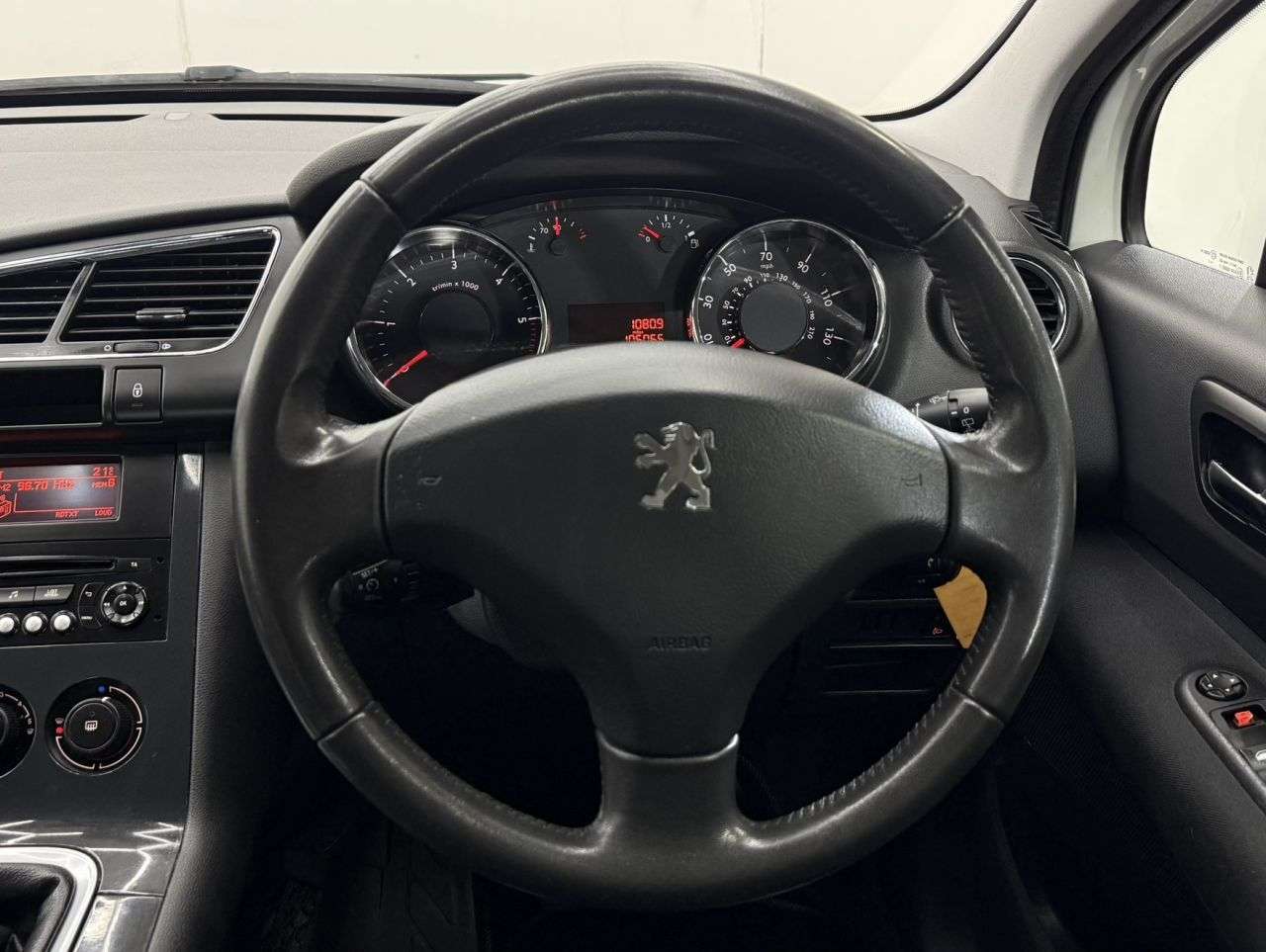 2013 PEUGEOT 3008 2013 PEUGEOT 3008