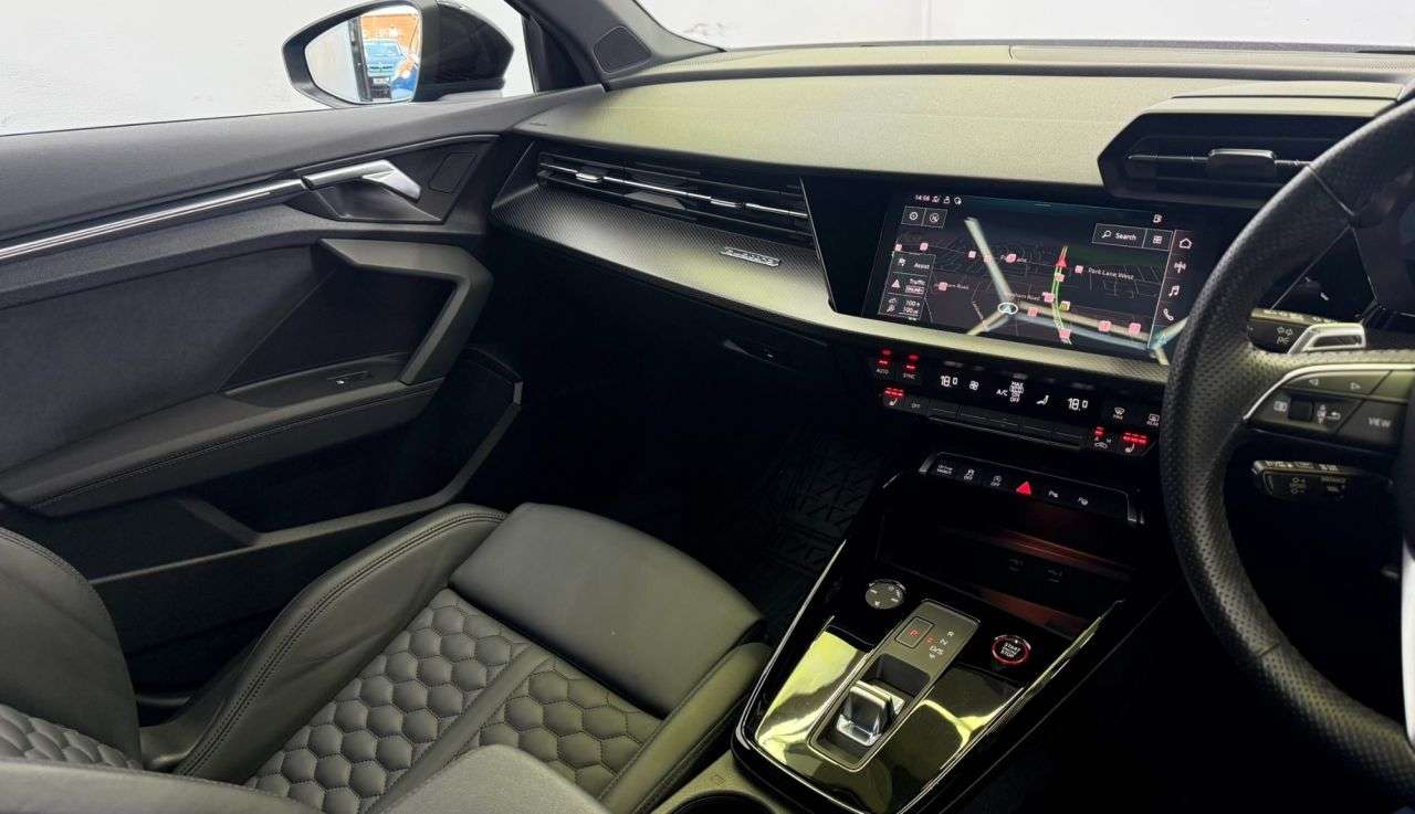 null AUDI RS3 null AUDI RS3