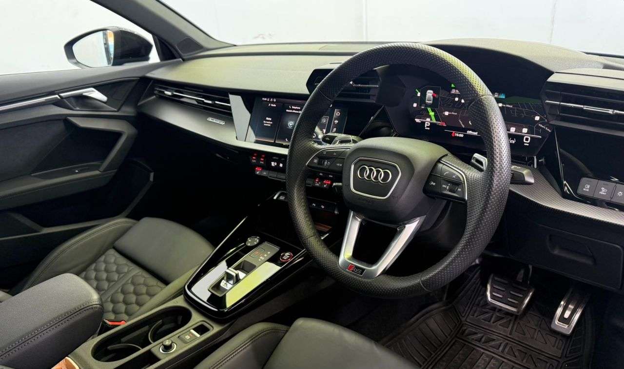 null AUDI RS3 null AUDI RS3