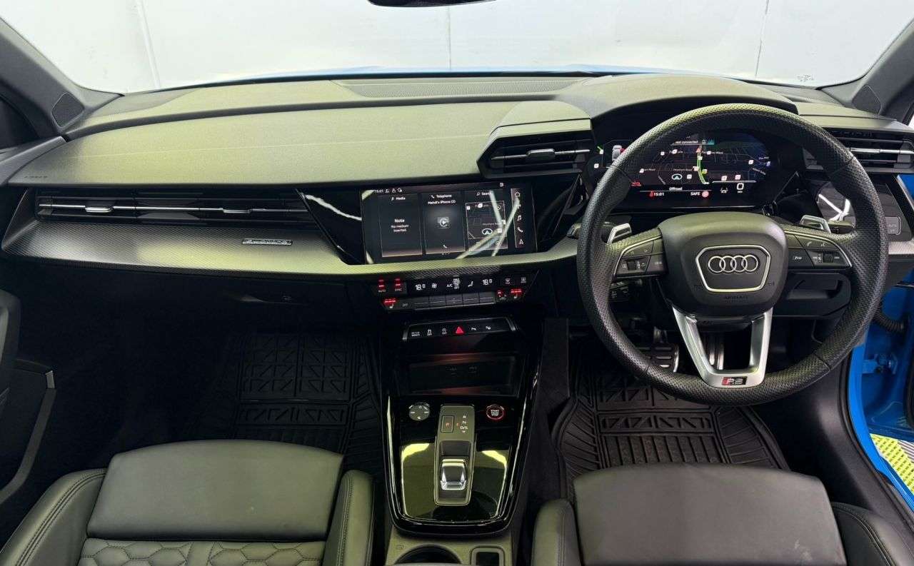 null AUDI RS3 null AUDI RS3