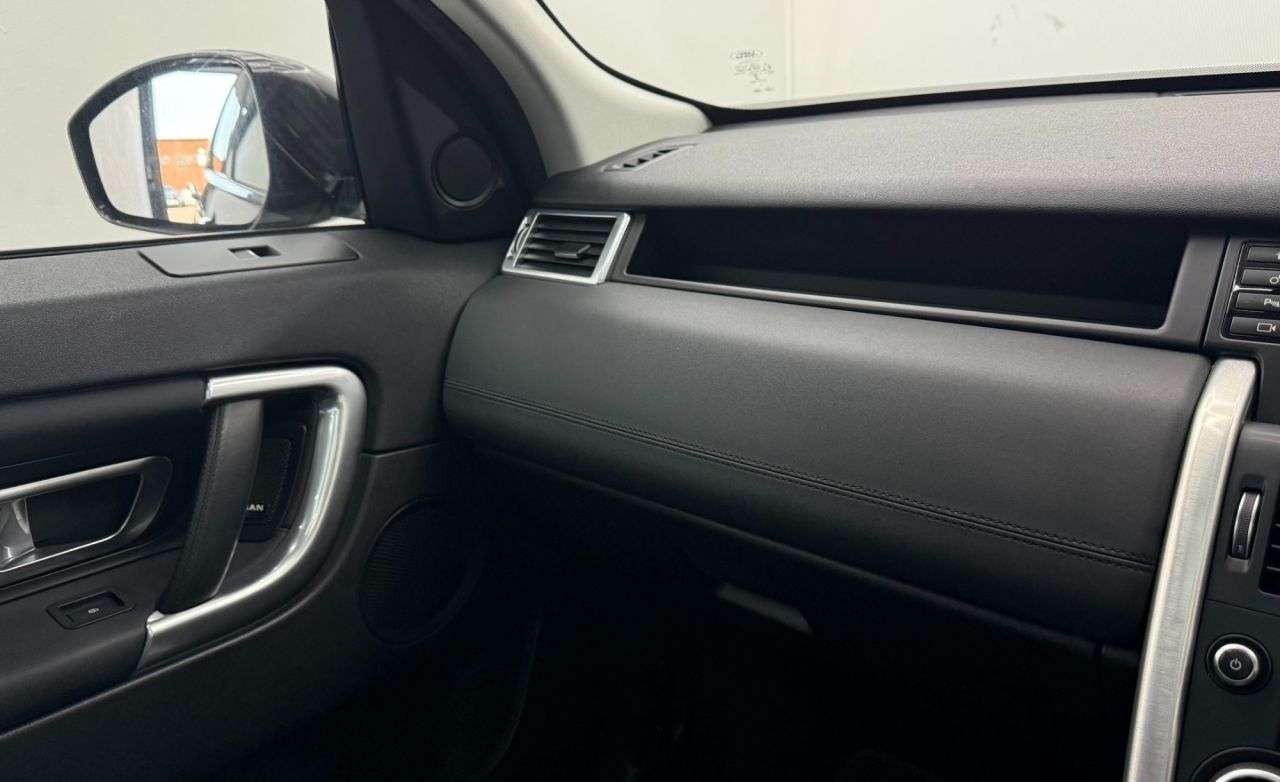 null LAND ROVER DISCOVERY SPORT null LAND ROVER DISCOVERY SPORT