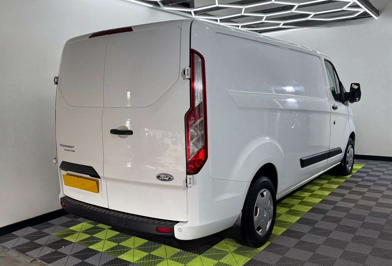 A 2019 FORD TRANSIT CUSTOM 2.0 300 EcoBlue Trend Panel Van 5dr Diesel Manual L2 H1 Euro 6 (105 ps) A 2019 FORD TRANSIT CUSTOM 2.0 300 EcoBlue Trend Panel Van 5dr Diesel Manual L2 H1 Euro 6 (105 ps)