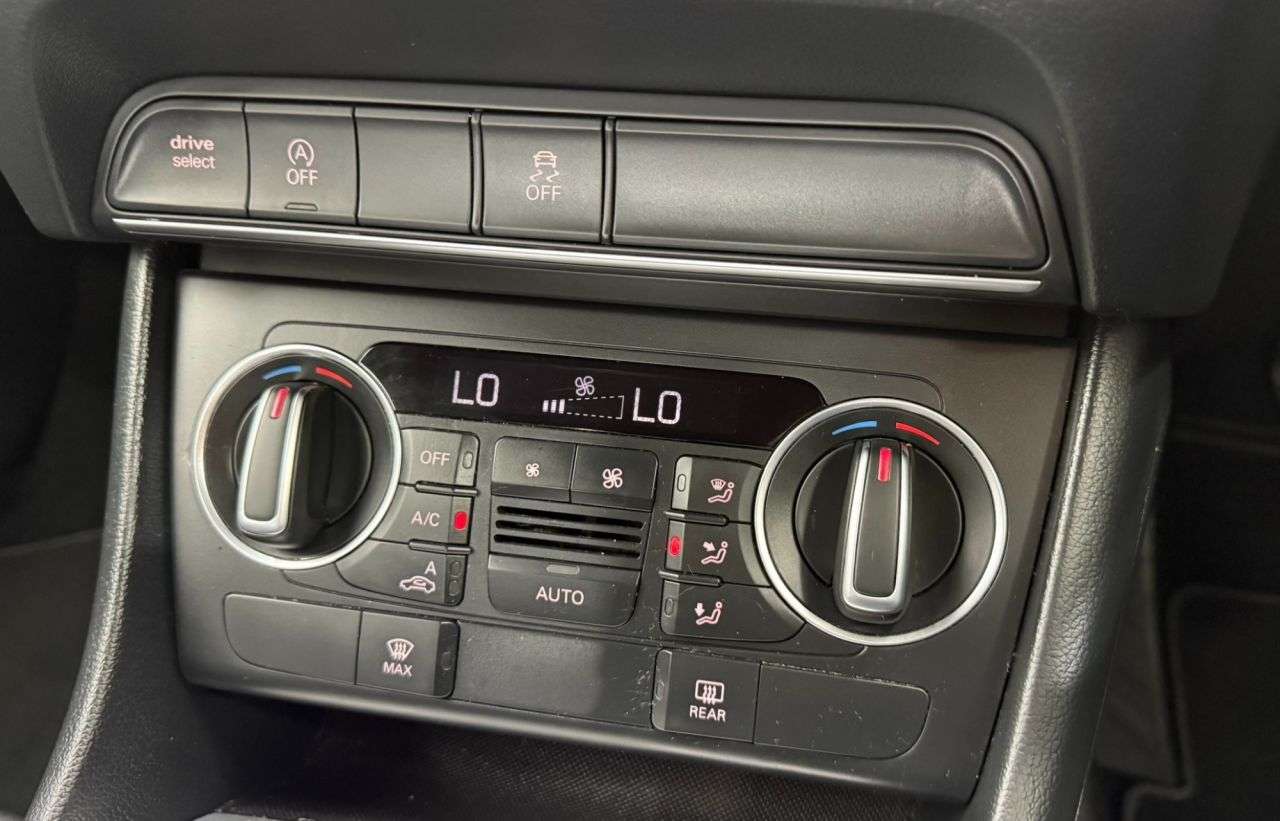 2016 AUDI Q3 2016 AUDI Q3