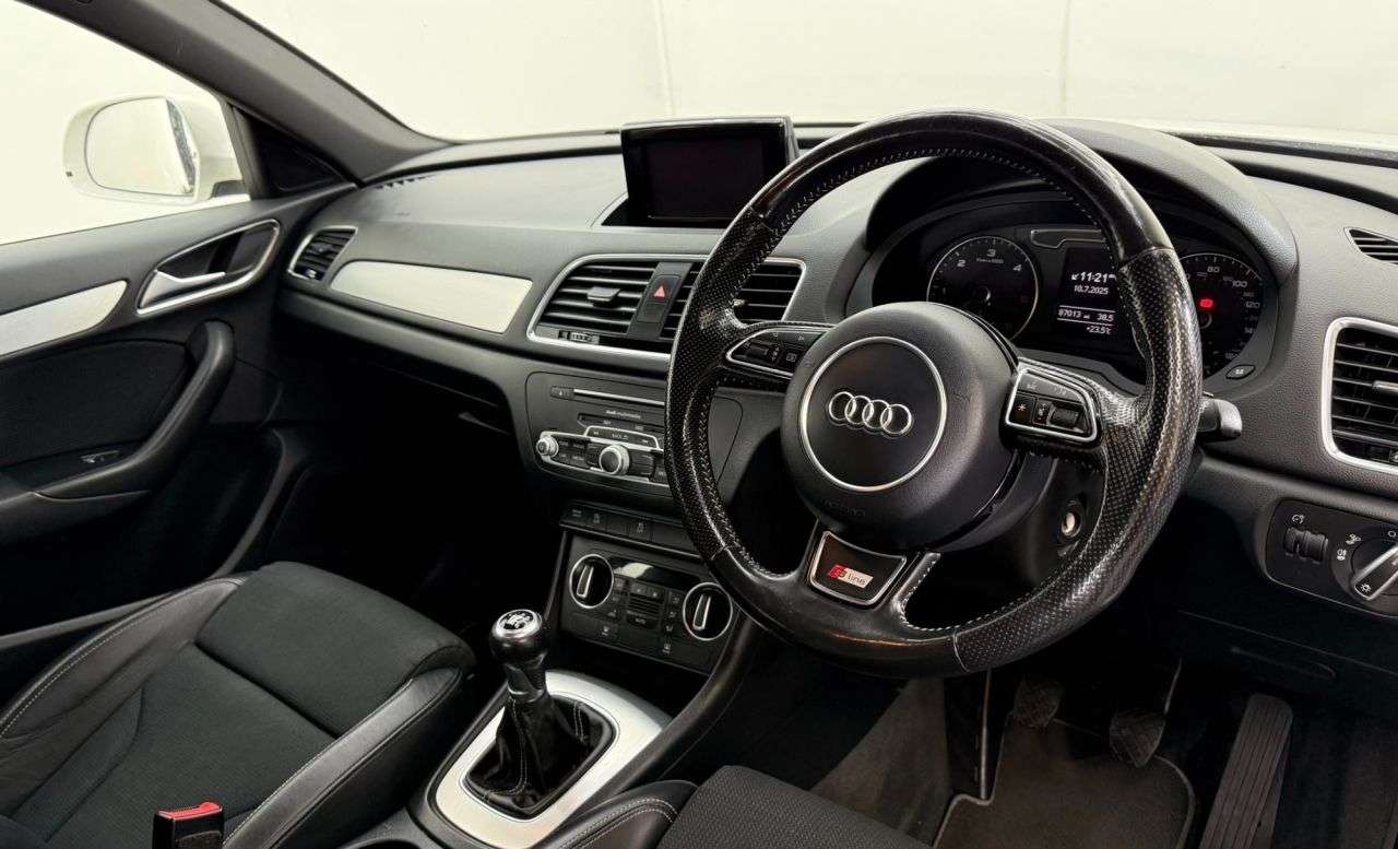 2016 AUDI Q3 2016 AUDI Q3