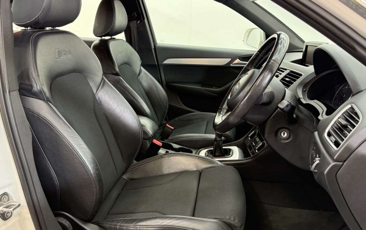 2016 AUDI Q3 2016 AUDI Q3