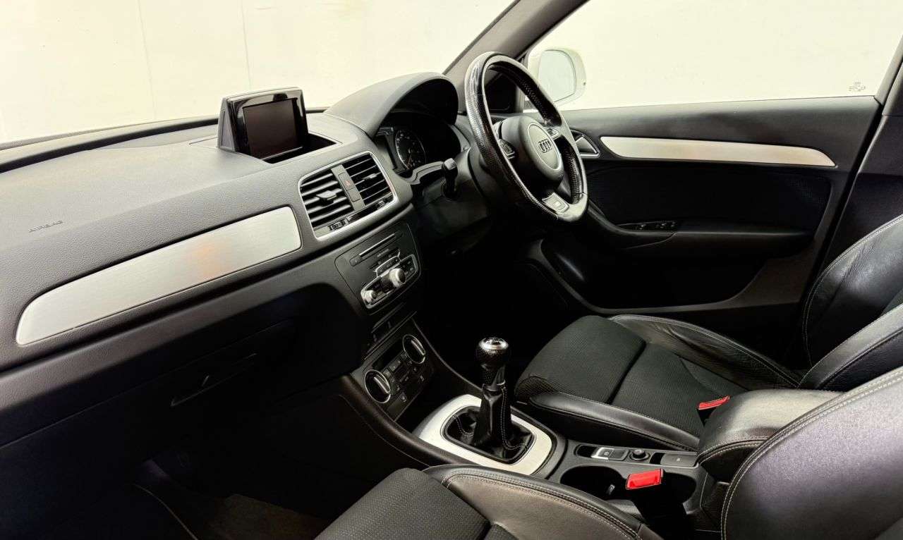 2016 AUDI Q3 2016 AUDI Q3