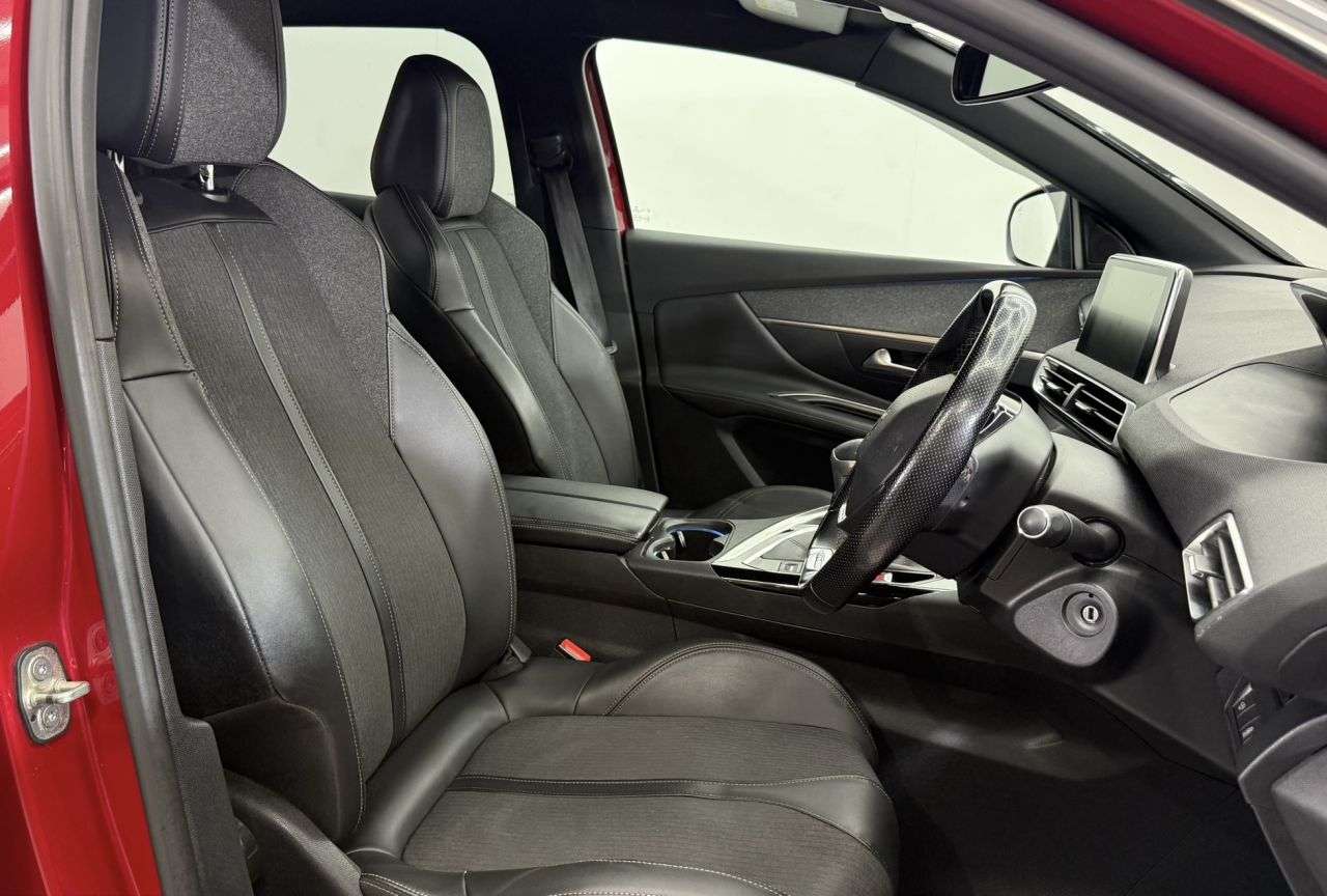 2019 PEUGEOT 3008 2019 PEUGEOT 3008